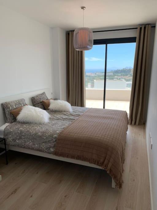 Prachtig Appartement Met Zeezicht In Estepona Costa Del Sol Екстериор снимка
